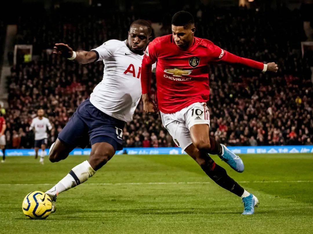 包含深圳男篮迎英超关键赛，赛后官宣签约，更衣室稳定，临场指挥获称赞的词条-开云